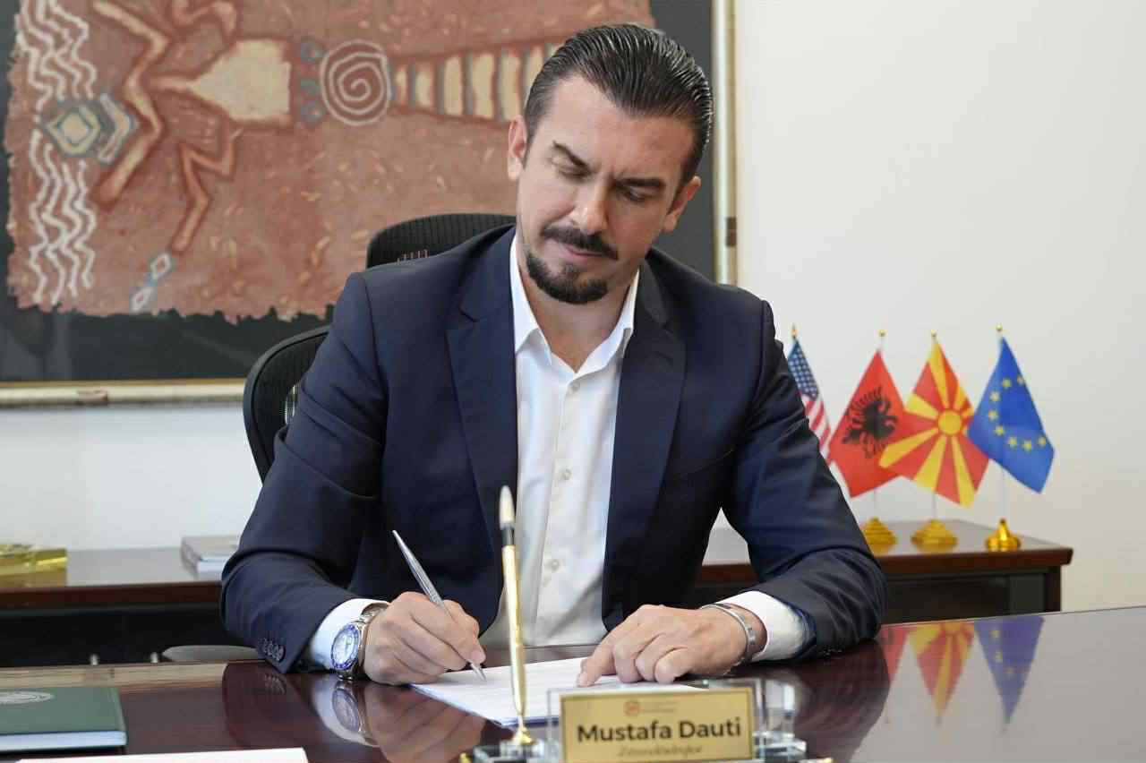 dauti-10-komunat-jane-10-vula-legjitimiteti-te-vlen-it