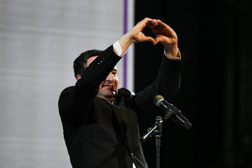 VV ja triumfon në shtatë komuna  Kurti  As kundërshtarët nuk na ndalën