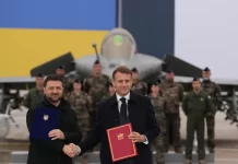 Ukraina nënshkruan blerjen e 100 avionëve luftarakë francezë “Rafale”