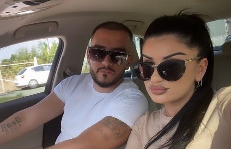 Bashkëshortja e Gold Ag na prezanton  kuzhinën magjike  të familjes