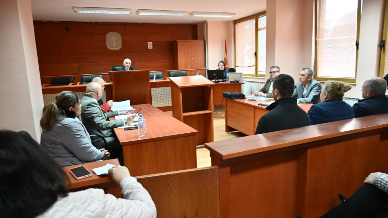 Tre vjet burg për gjinekologun Asani  i cili e la Veaposkan pa mitër  vezore dhe veshkë