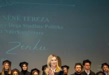 Zonja Zekolli: Nder të ndaj mirënjohje për studentët