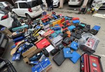 Konfiskohen qindra vegla pune, u kapën në një veturë me targa të Shkupit