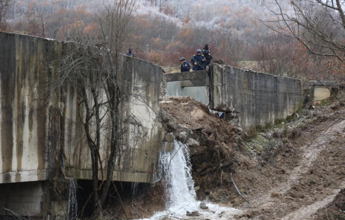 2407d150-cf49-4e8b-8431-8a9c05373825