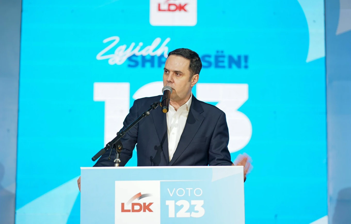 abdixhiku-premton-investime-kapitale-ne-vlere-5-miliarde-euro