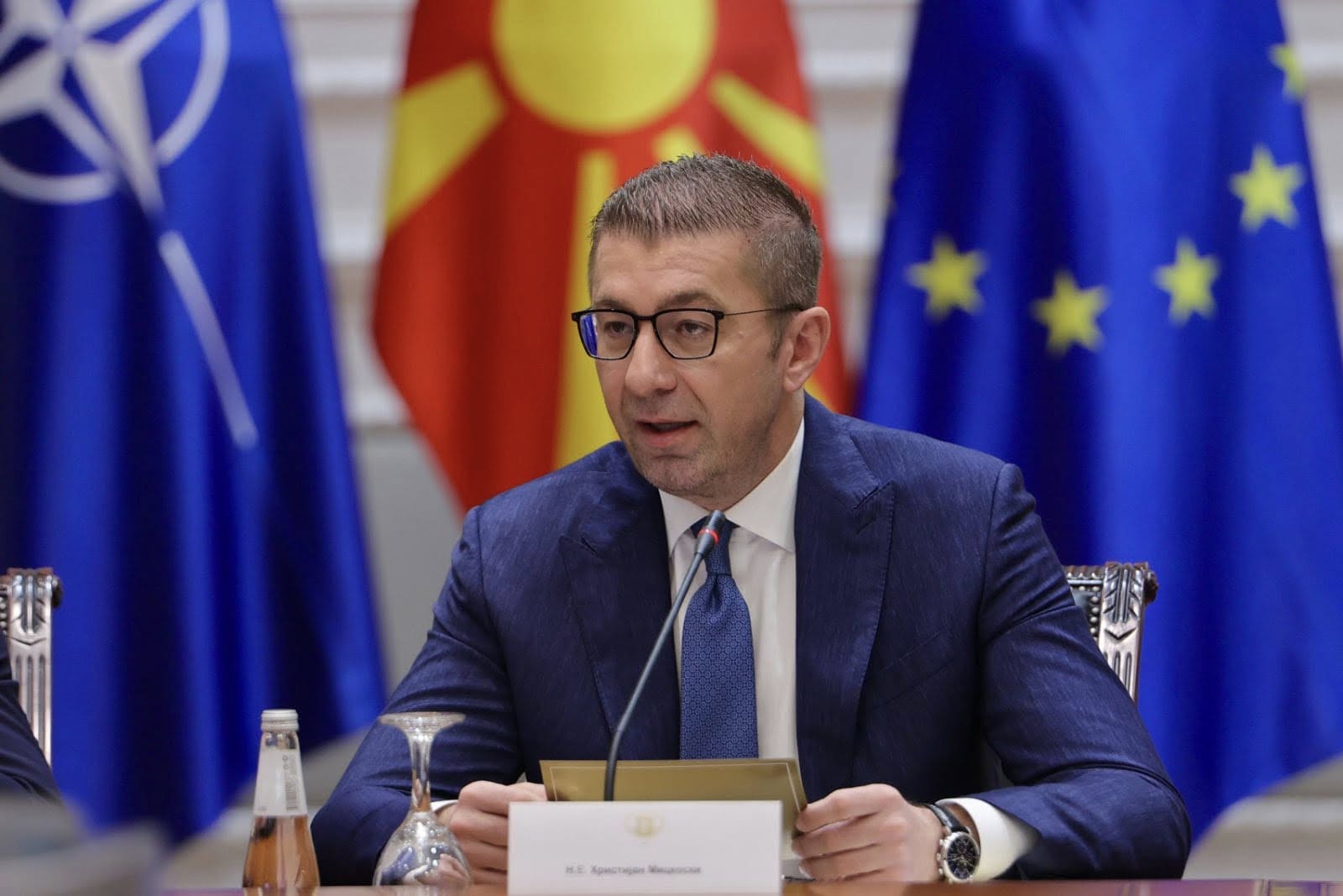 Për shkaqe shëndetësore, anulohet fjalimi i kryeministrit Mickoski në Forumin Afaristë Maqedoni-Serbi