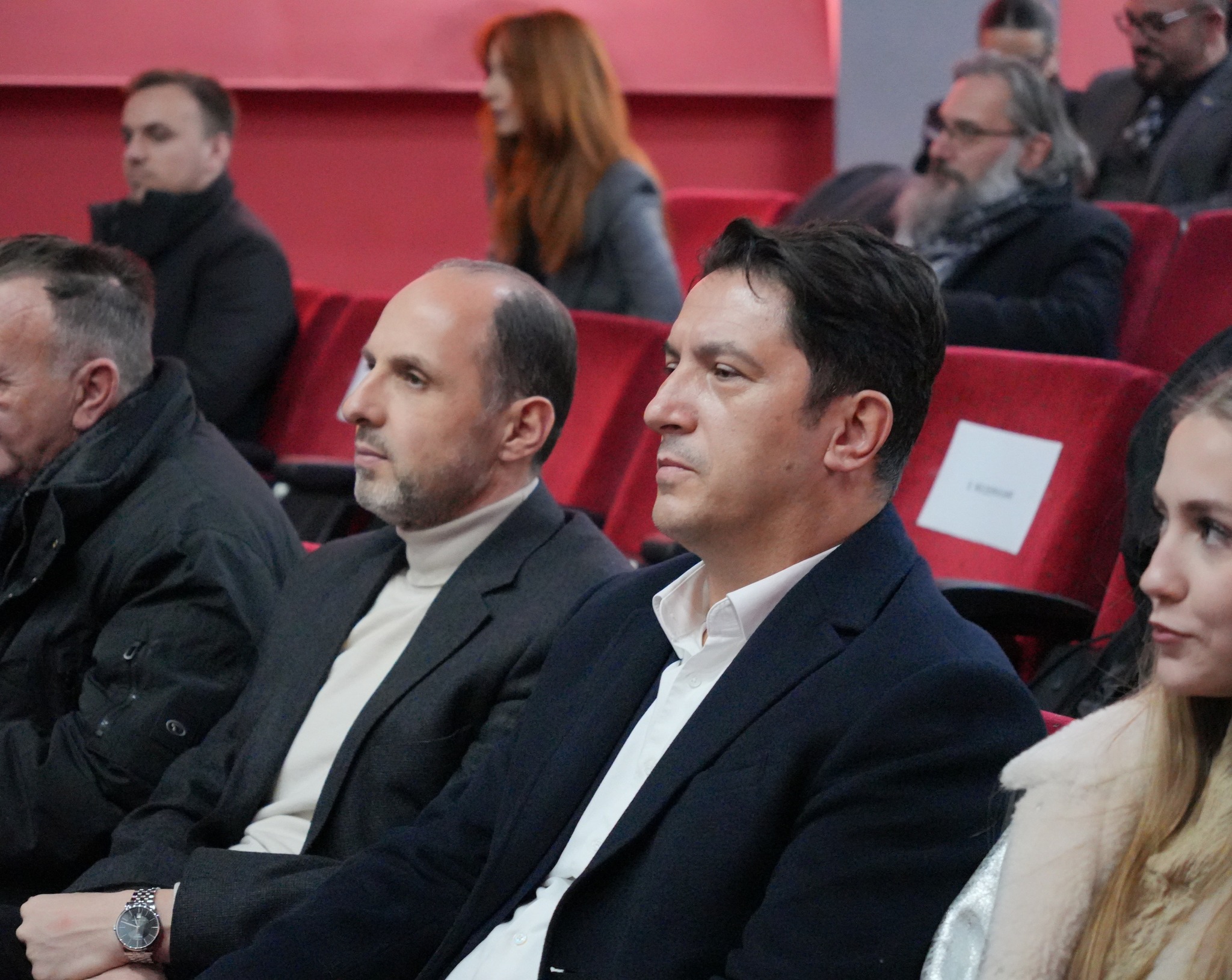 Bekim Sali merr pjesë në premierën e filmit  Parku i Dorës   Ky film i shton vlerë artit vendor