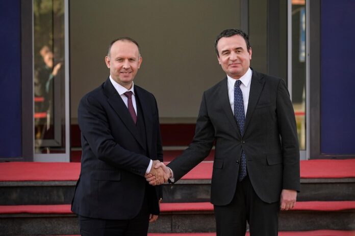 Afrim-Gashi-Albin-Kurti-1-696x464