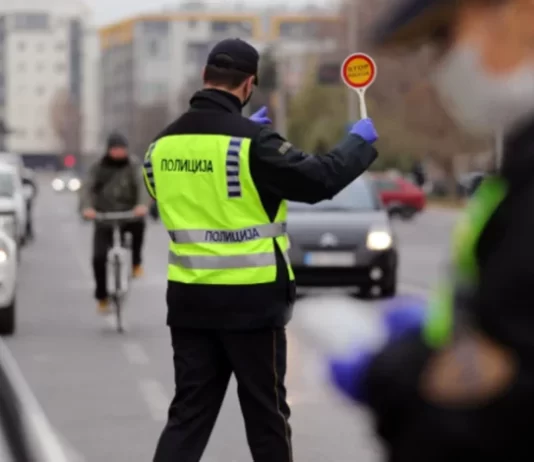 MPB: Kallëzime penale për gjashtë shoferë tetovarë, transportonin udhëtarë pa licencë përkatëse