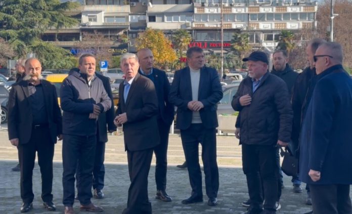 Screenshot 2025-12-09 130306