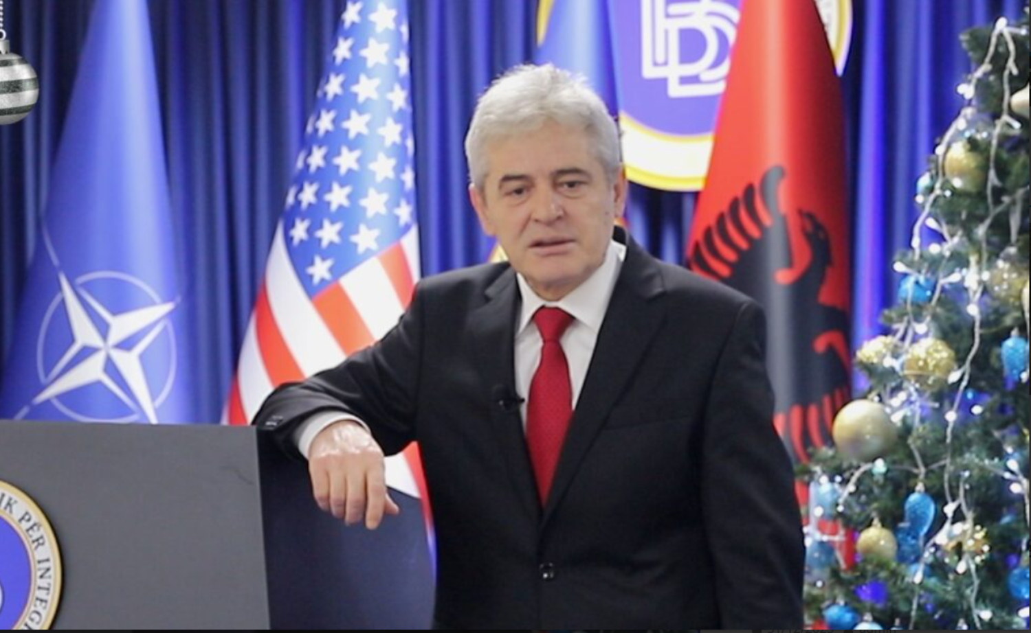 Ali Ahmeti uron qytetarët për Vitin e Ri 2026: Të bashkuar për barazi, drejtësi dhe të ardhme evropiane