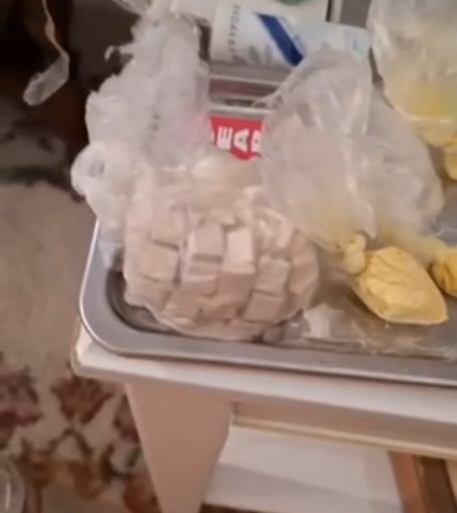 Screenshot_20251213_111301_Facebook2-913x1024