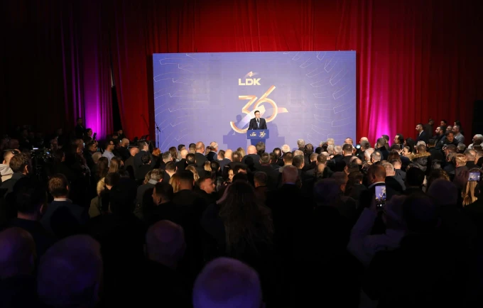 e1bbc125-16d2-4fe0-95c4-8aa61606266a