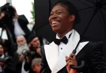 Aktori i serialit “Emily in Paris” arrestohet për posedim droge, qëndron në paraburgim për 18 ditë