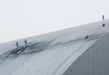 Dëmtohet mburoja mbrojtëse e centralit bërthamor të Çernobilit