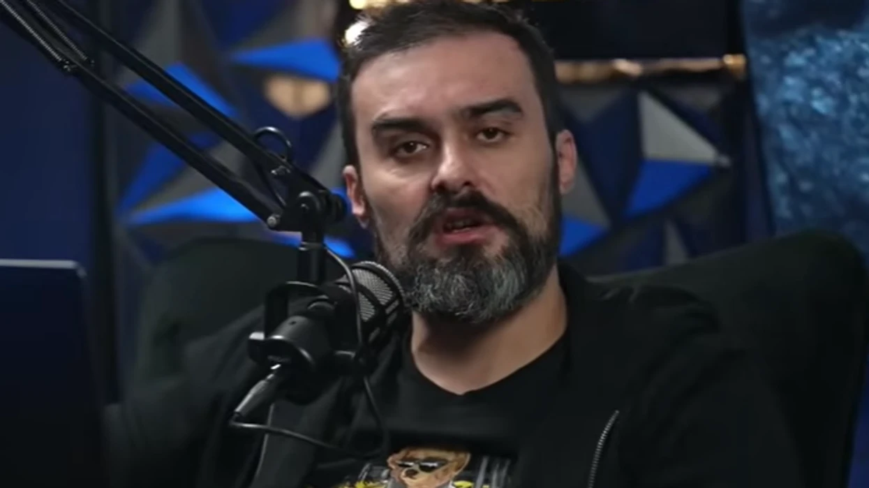 shtepia-ime-dhe-redaksia-mbreme-ishin-ne-shenjester-te-sulmit-thote-aleksandar-mitovski