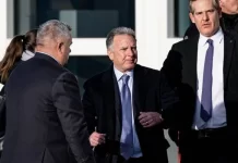 Rusia jep sinjale se është e hapur që Ukraina të bashkohet me BE-në si pjesë e një marrëveshjeje paqeje për t’i dhënë fund luftës, thonë zyrtarët amerikanë