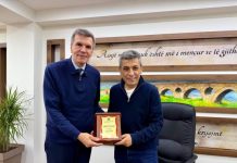 Izet Mexhiti vlerëson partneritetin me ‘El Hilal’ në komunën e Çairit
