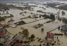 Në Shqipëri vazhdon situata kritike pas përmbytjeve të fundit, në Qarkun e Durrësit Qindra persona janë evakuuar