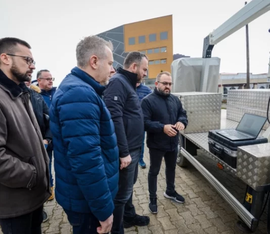 Toshkovski në terren: Po bëhet verifikimi përfundimtar i kamerave nga “Safe City”