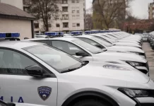 Videot e automjeteve të dëmtuarë të policisë “Peugeot 408”, janë video-montazh