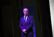 VLEN: Më pak rrëmujë, më shumë rregull në shëndetësi me Azir Aliun