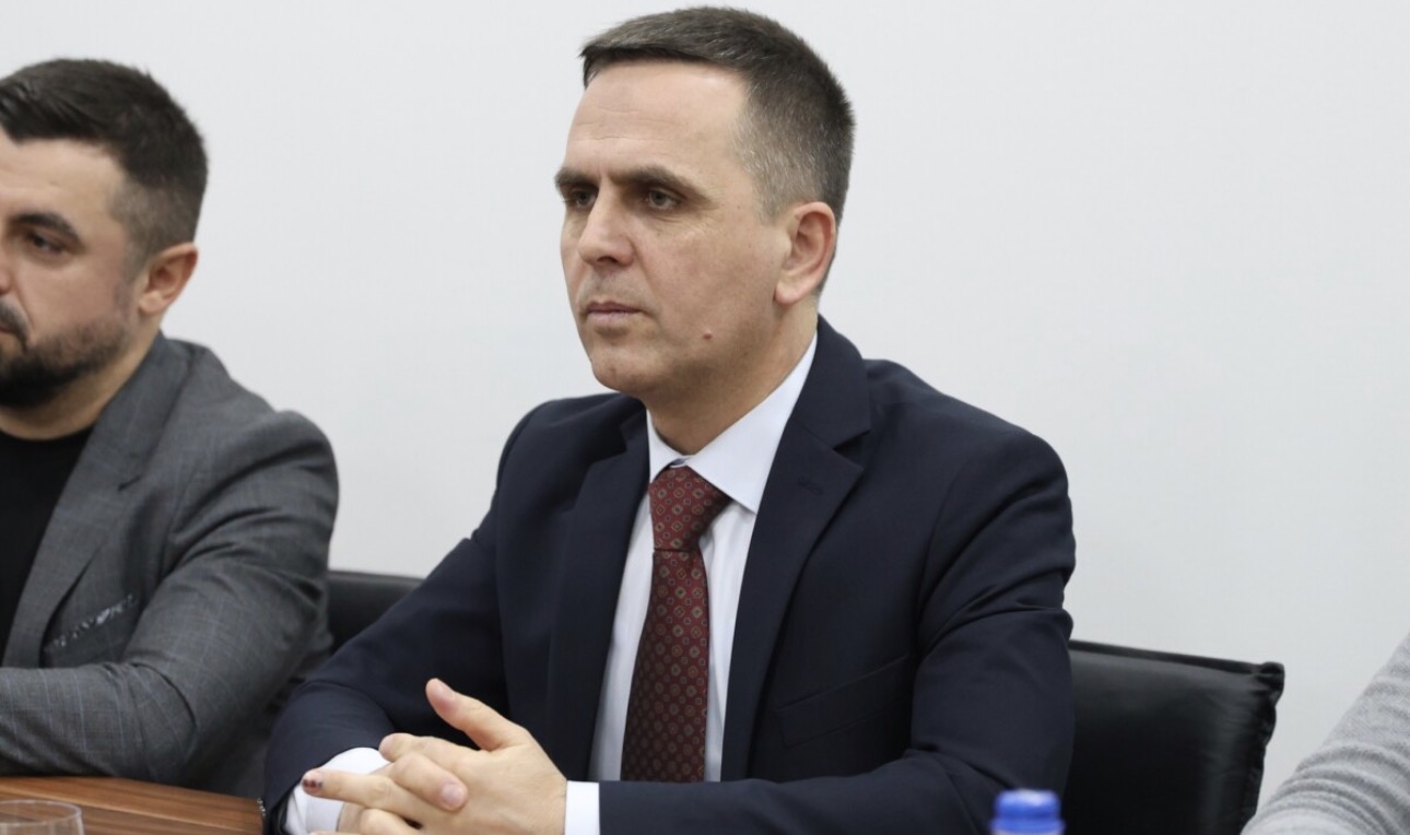 Kasami thirrje qytetarëve  Në rrugë ka ngrica  dilni nga shtëpitë vetëm në raste të domosdoshme