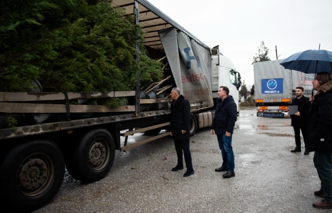 1300-fidane-donacion-per-strugen-qyra-struga-mbjell-sot-natyra-na-fal-neser