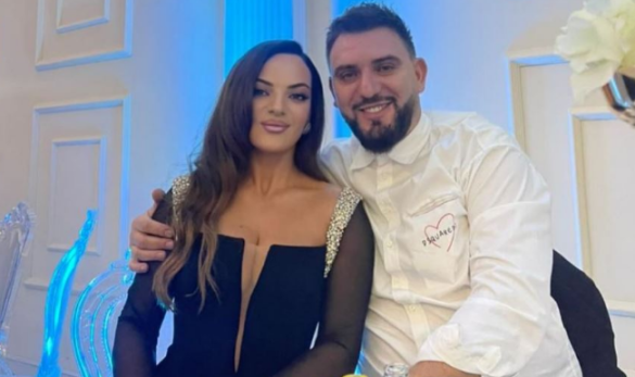 Naser Rafuna uron gruan për ditëlindje: Edhe lulja e humb vlerën para teje