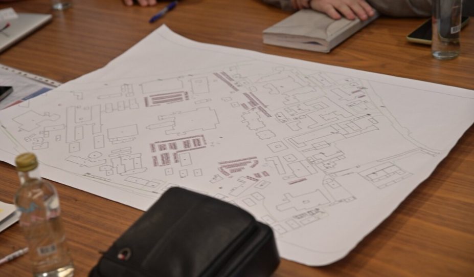 Ndërtohen 2 garazhe me kate në Qendrën Klinike të Shkupit  500 vende parkimi