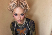 Rita Ora merr vëmendjen me dukjen atraktive nga koncerti në Alpet e Austrisë