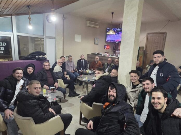 Adnan Azizi në mesnatë nga Vrapçishti  24 7 deri në fitoren e 11 janarit