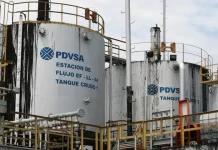 Ishin nisur për të marrë naftë nga Venezuela, kthehen bosh në Pekin dy anijet cisterna të Kinës