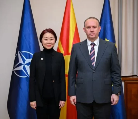 Kreu i Parlamentit Afrim Gashi takoi ambasadoren e Kinës