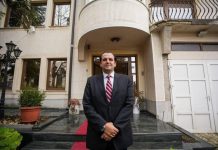 Ukë Rugova, kryetar i ri i LDK-së