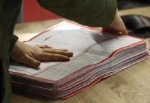 Gati 99% të votave të numëruara, tetë kandidatë me mbi 100 mijë vota