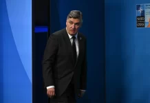 Presidenti kroat: Franca na dha aeroplanë të përdorur e Serbisë i shiti të rinj