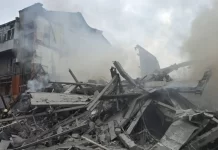 Rusët me raketa balistike sulmojnë vendbanimet civile në Ukrainë