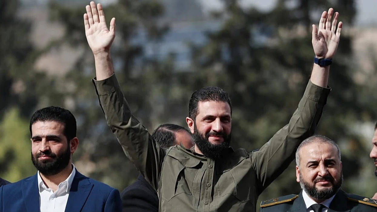 Irani po planifikon të vrasë al Sharaa të Sirisë  paralajmëron Izraeli