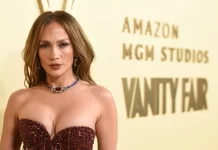 Jennifer Lopez sërish pa konkurrencë: Elegancë, guxim dhe shkëlqim pa moshë