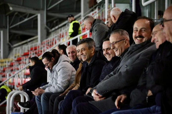 5a436610-de71-4119-bf6b-b86b7454df1a