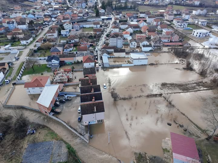 komuna-e-sarajit-prej-sot-deri-me-23-shkurt-banoret-mund-te-paraqesin-demet-nga-vershimet
