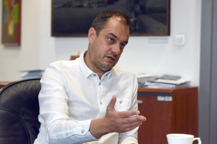 prokurori-gavril-bubevski-paralajmeron-padi-per-shpifje-ndaj-ish-prokurores-lejla-kadriu-kurre-ne-jeten-time-nuk-kam-pasur-4-telefona