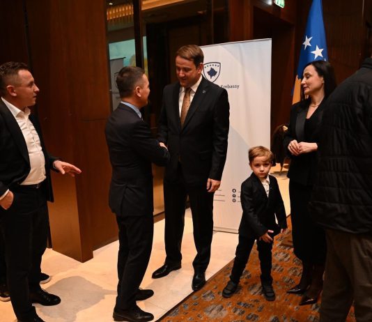 Kasami merr pjesë në pritjen e Ambasadës së Kosovës për përvjetorin e pavarësisë: Të paçim përjetë Kosovë