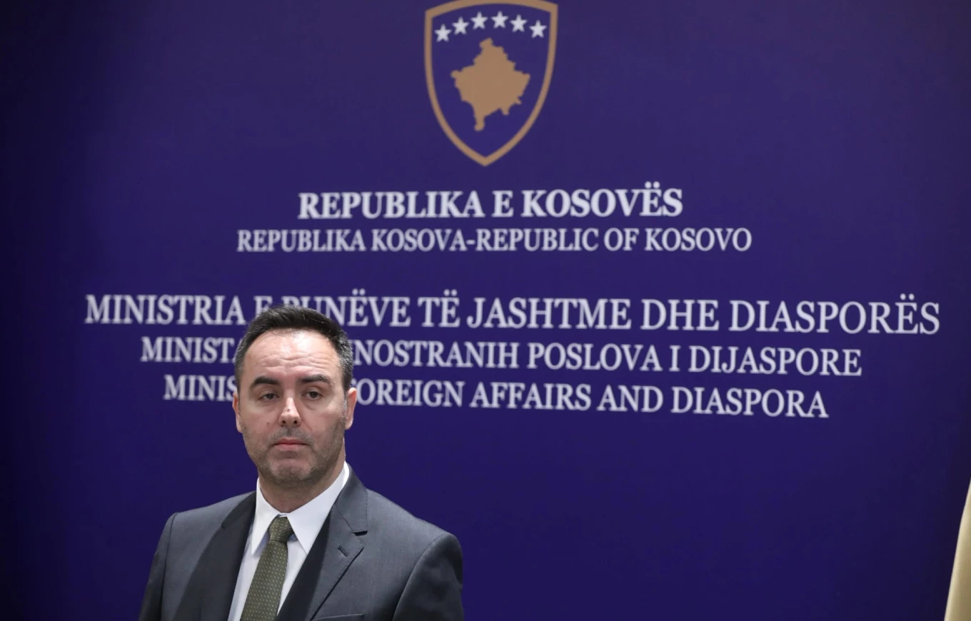 Konjufca  Kosova qëndron krah SHBA së në sulmin ndaj Iranit