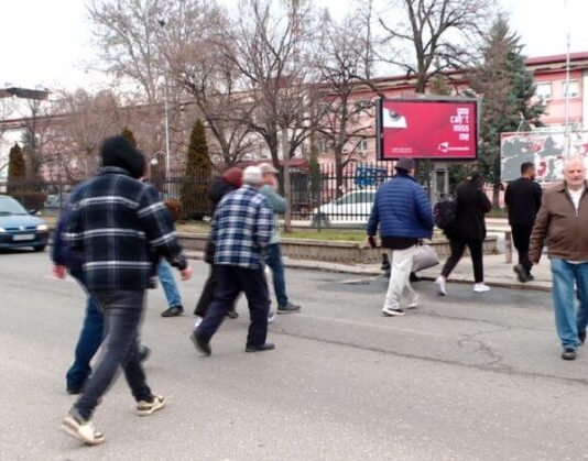 Kalimi i paligjshëm i këmbësorëve në Bit Pazar rihap debatin për sigurinë në trafik