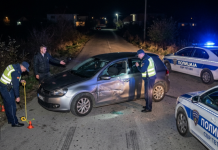 Ia bllokuan rrugën, dolën nga vetura dhe e rrahën 26 vjeçarin nga Tetova