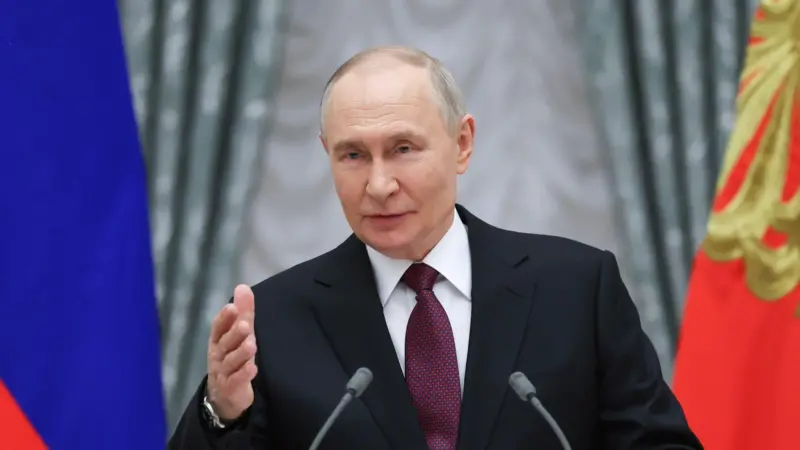 Putin siguron mbështetje  Moska mbetet një mik besnik për Iranin