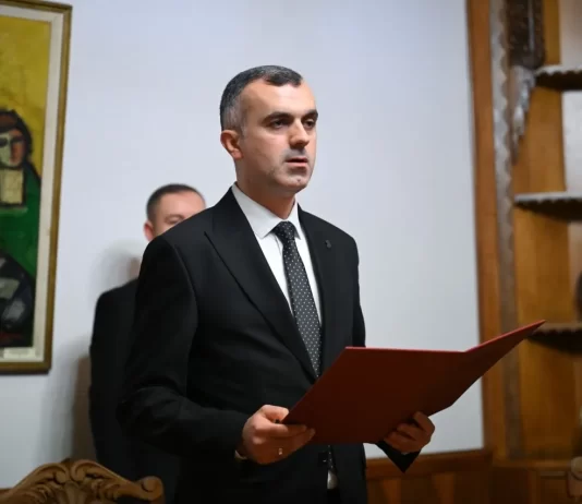 Avokati i Popullit reagon: Diskrimin moslejimi i dhënies së provimeve juridike në shqip