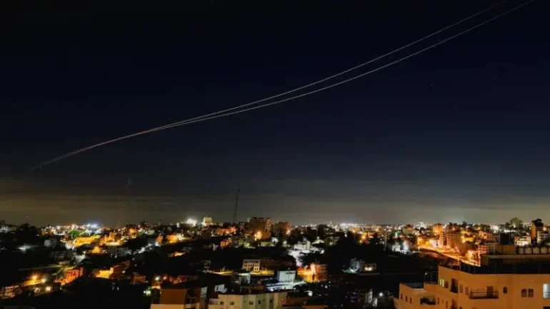  Nën komandën tënde  Sejid Mojtaba   Irani lëshon valën e parë të raketave nën drejtimin e udhëheqësit të ri